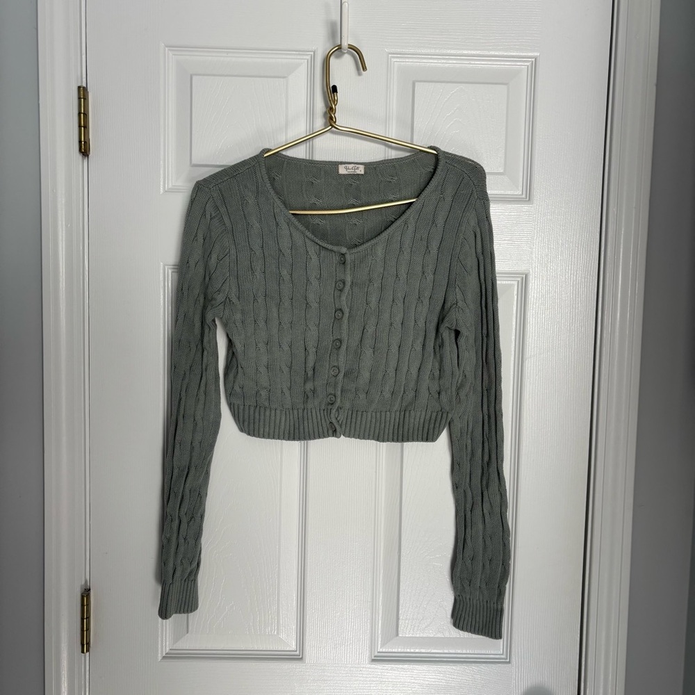 Brandy Melville Sage Green Cable Knit Cropped Cardigan